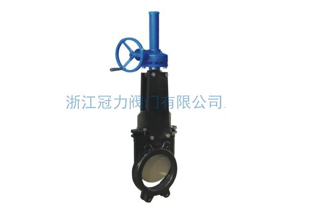 鑄鐵刀型閘閥布置簡單，結(jié)構(gòu)緊湊，節(jié)省空間！